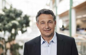 Dr. Stefan Launer, Senior VP Audiolgy & Health Innovation, Sonova